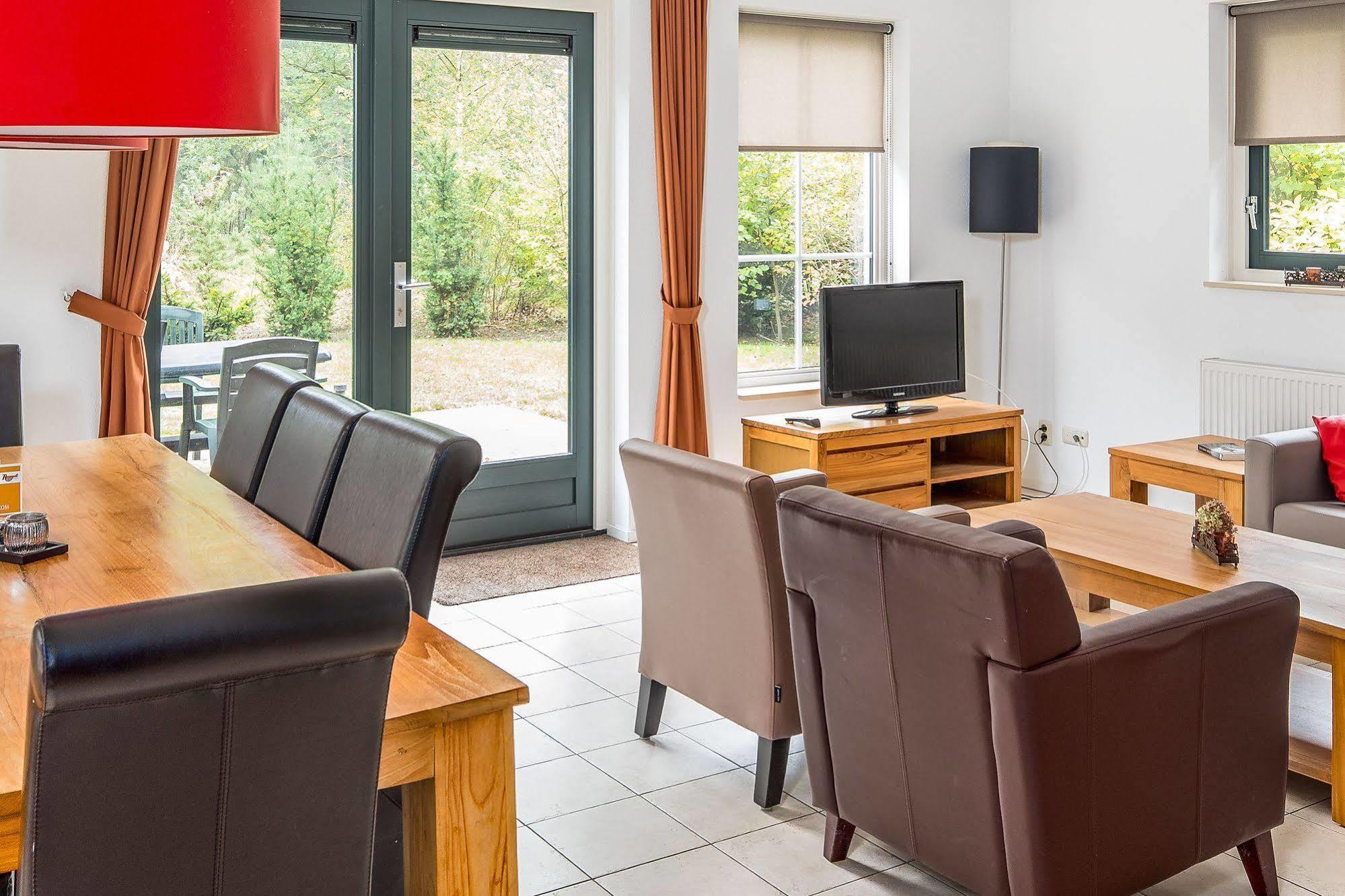 Roompot Landgoed Het Grote Zand Hooghalen Exteriör bild