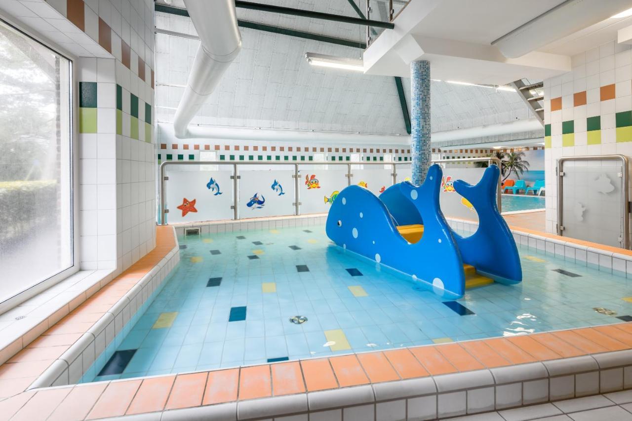 Roompot Landgoed Het Grote Zand Hooghalen Exteriör bild